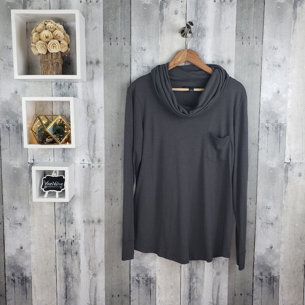 Banana Republic | Cowl Neck Long Sleeve Top